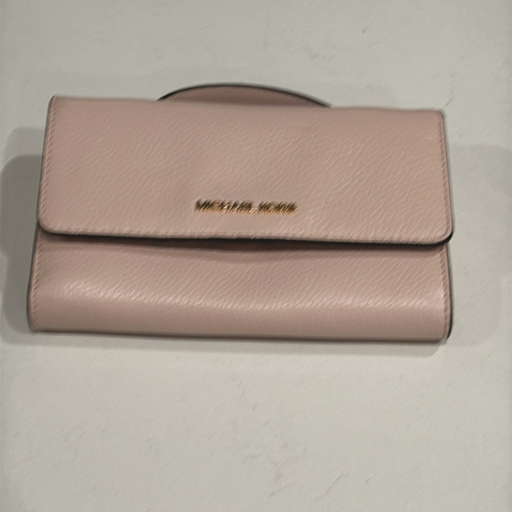Michael Kors Clutch Crossbody Bag